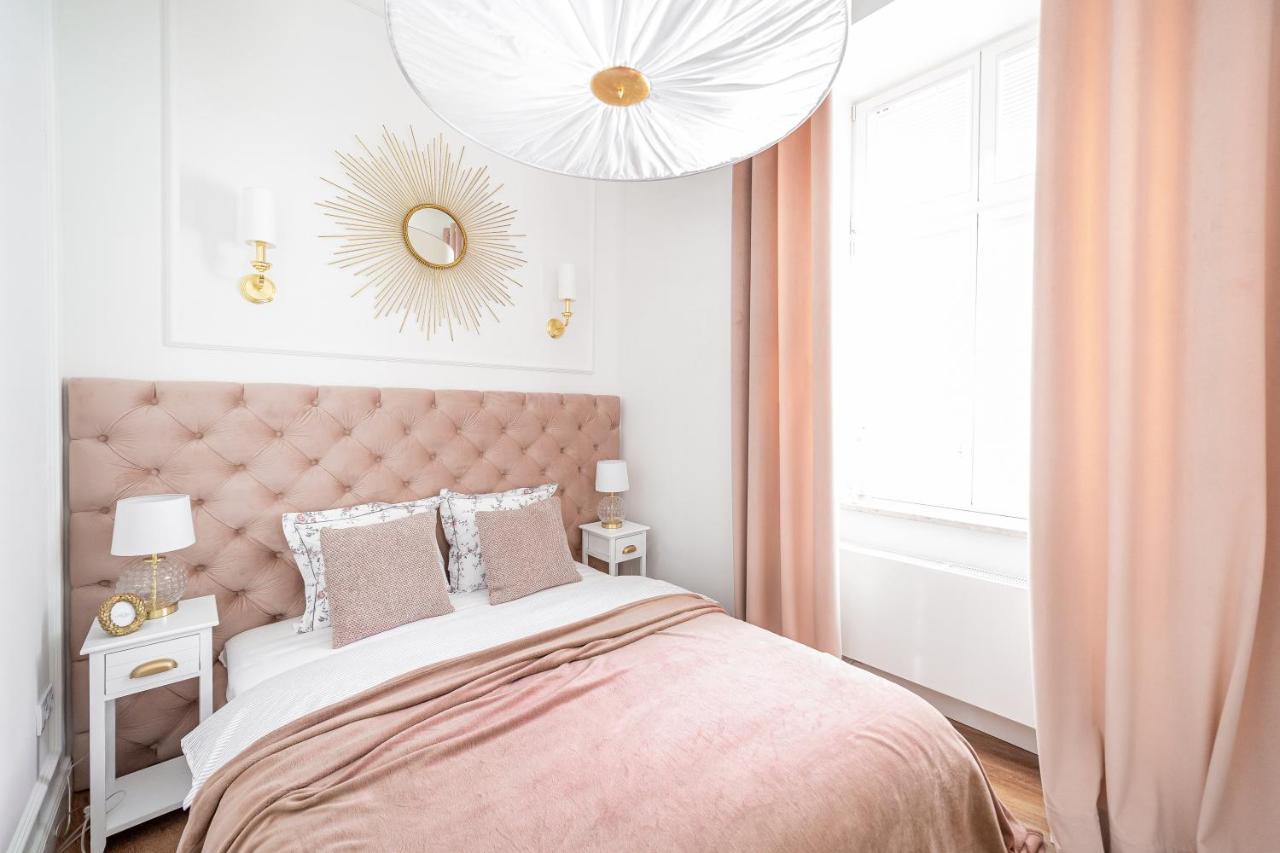 Apartament Golden Place Краков Экстерьер фото